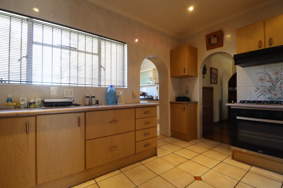 3 Bedroom Property for Sale in Kabega Park Eastern Cape